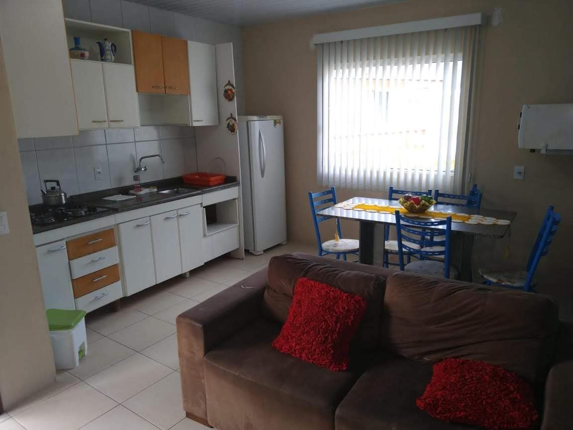 Ap Da Meri, Na Praia Da Barra Da Lagoa Florianópolis 외부 사진